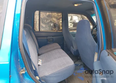 1996 Ford Explorer z USA, uszkodzony, nr VIN 1FMDU34X7TZB91037